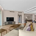 Sophisticated 3 Bed Palm Jumeirah W Beach Access