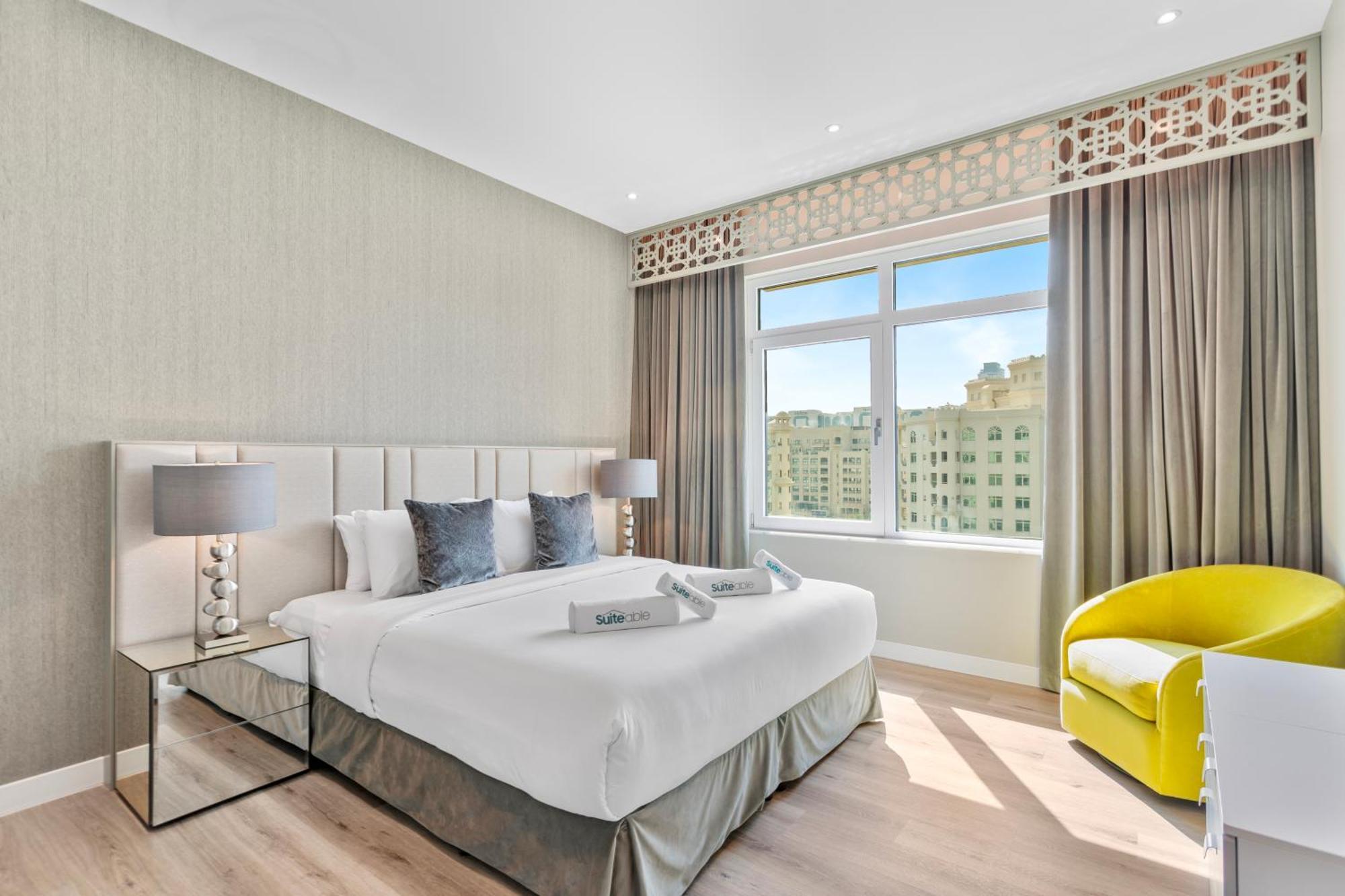 Sophisticated 3 Bed Palm Jumeirah W Access Apartment *