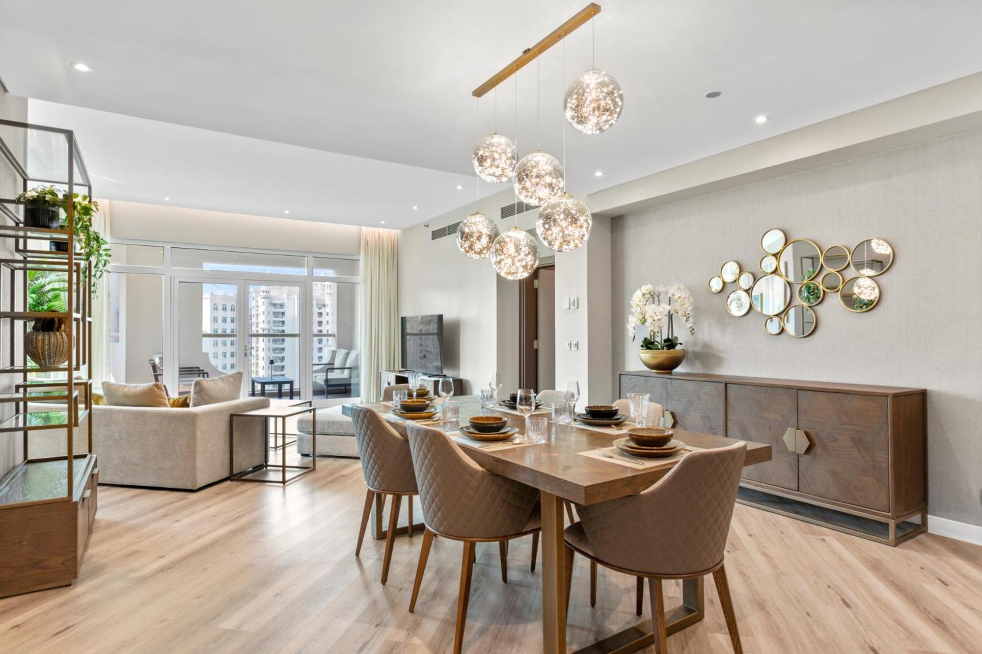Sophisticated 3 Bed Palm Jumeirah W Access Apartment